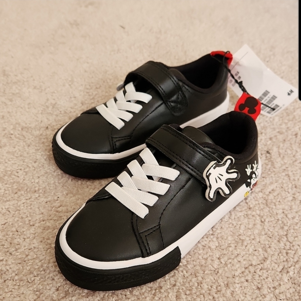 2 pairs mickey velcro aneakers